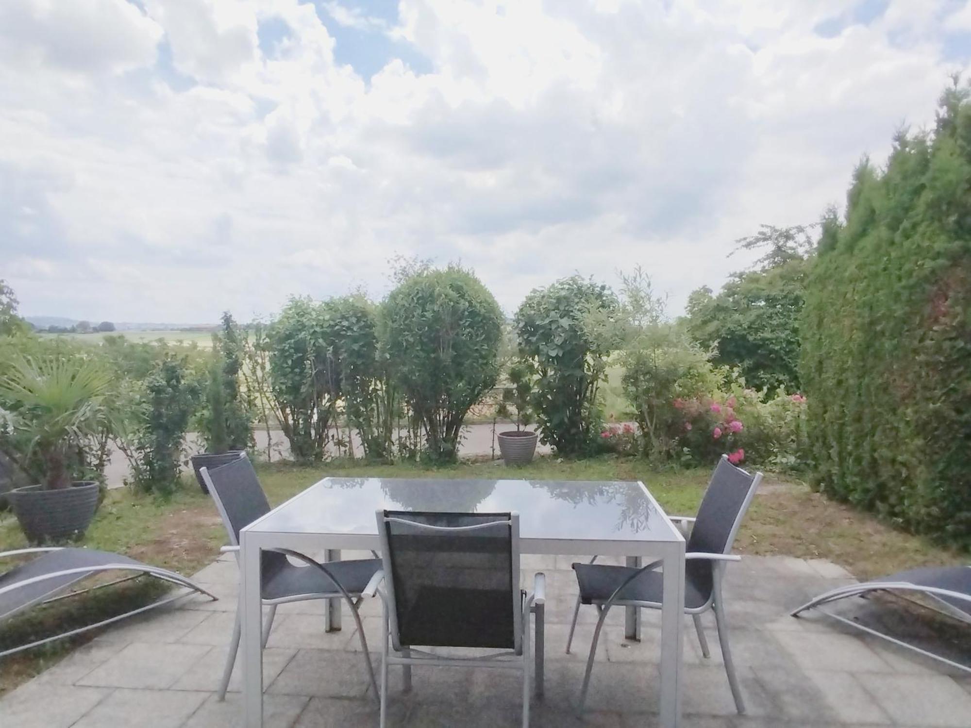 Sonniges 2-Zimmer-Gartenapartment Bietigheim-Bissingen Extérieur photo